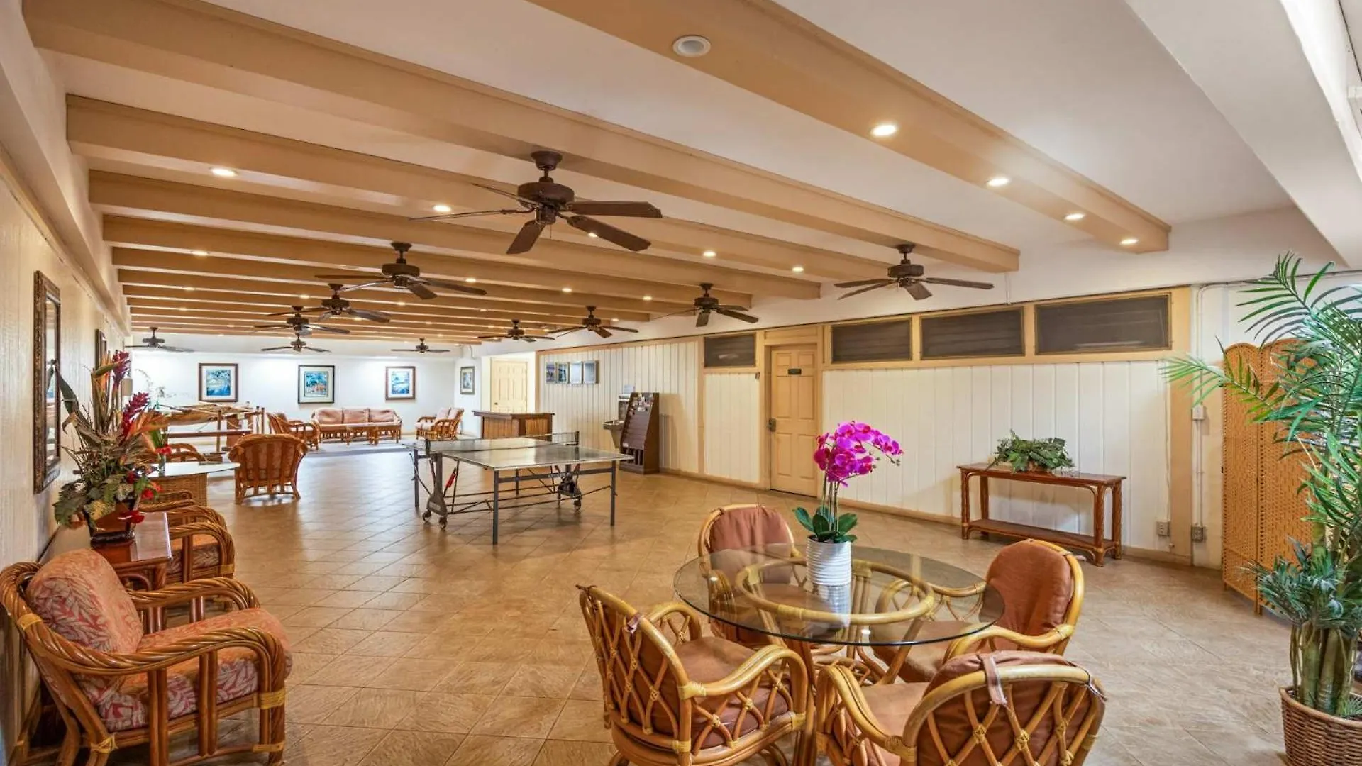 Kuleana Club #404 Oceanfront -1 Bedroom 1 Bathroom - Gated Kahana 0*,  ABD